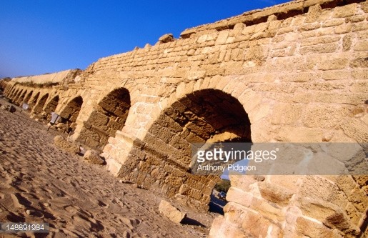 148891984-remains-of-ancient-roman-aqueduct-gettyimages.jpg