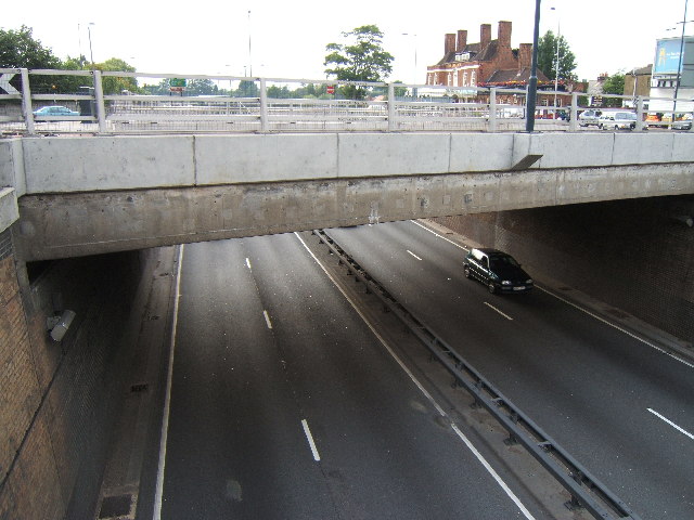 A3_at_the_Hook_underpass_-_geograph.org.uk_-_39474.jpg