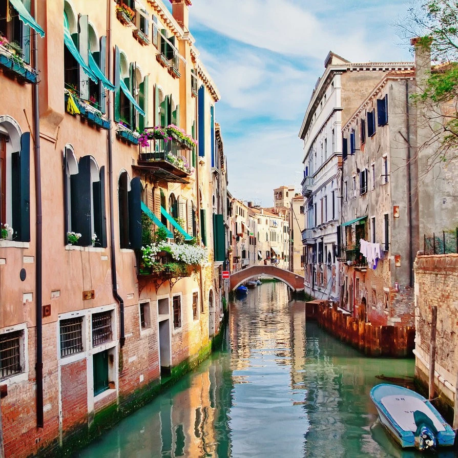 at_the_venetian_canals_by_elina121-d566fkf.webp